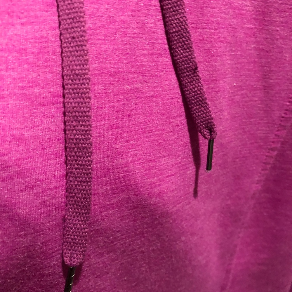 Roots 73 Fuschia Pink Hoodie Womens Wear Size Medium - Has Stain - Picture 7 of 9
